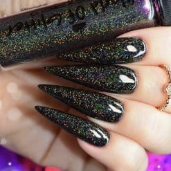 world of glitter transsylvania black supercharged holographic nail glitter